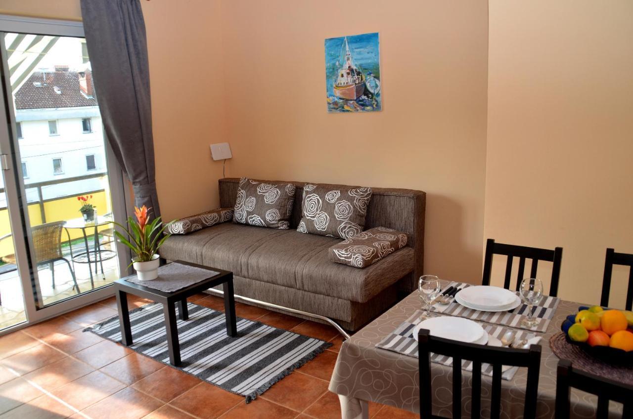 Apartment Renata Ловран Екстер'єр фото
